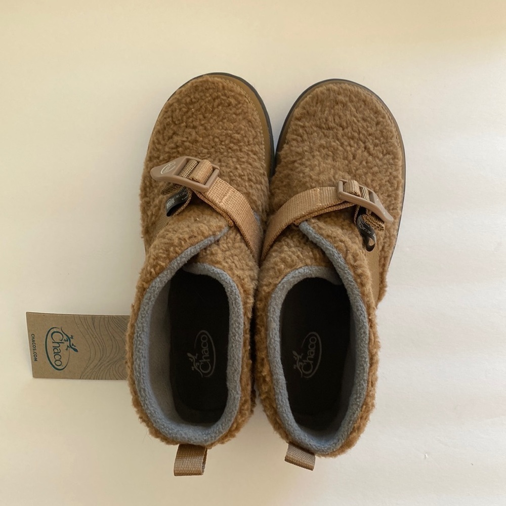 Chaco ramble fluff boot kids 4 four brown teddy bear fleece NWT - Picture 2 of 5